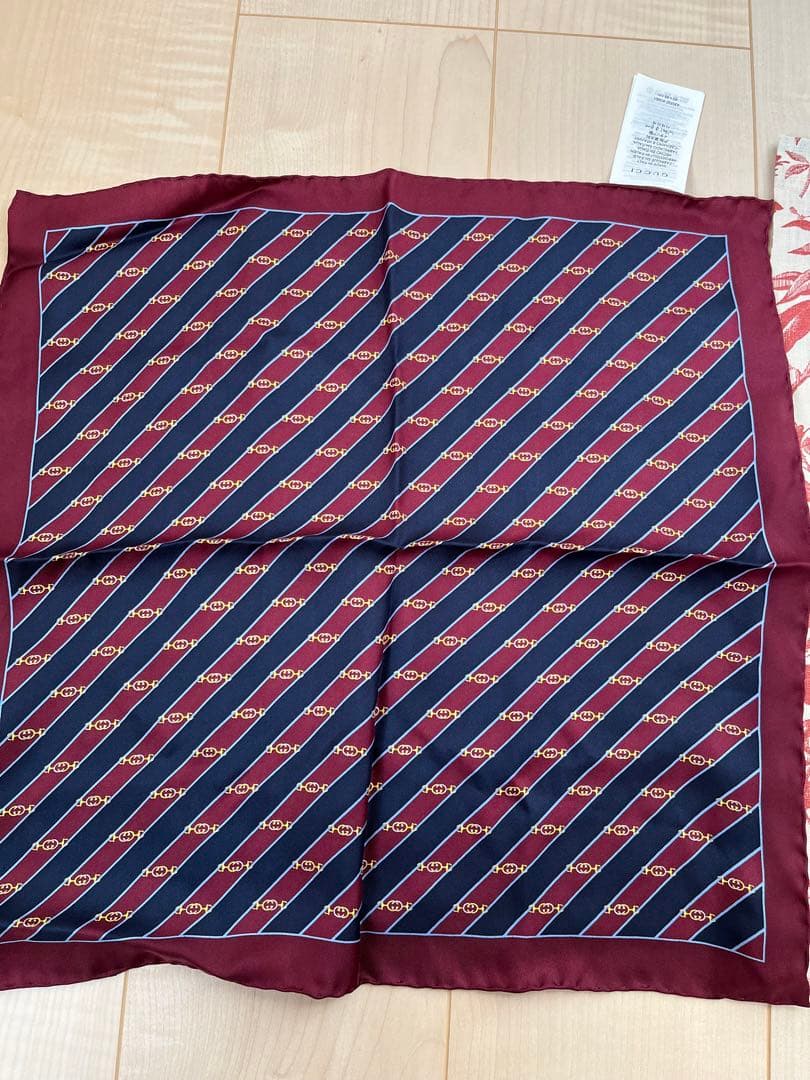 GUCCI ハンカチーフ