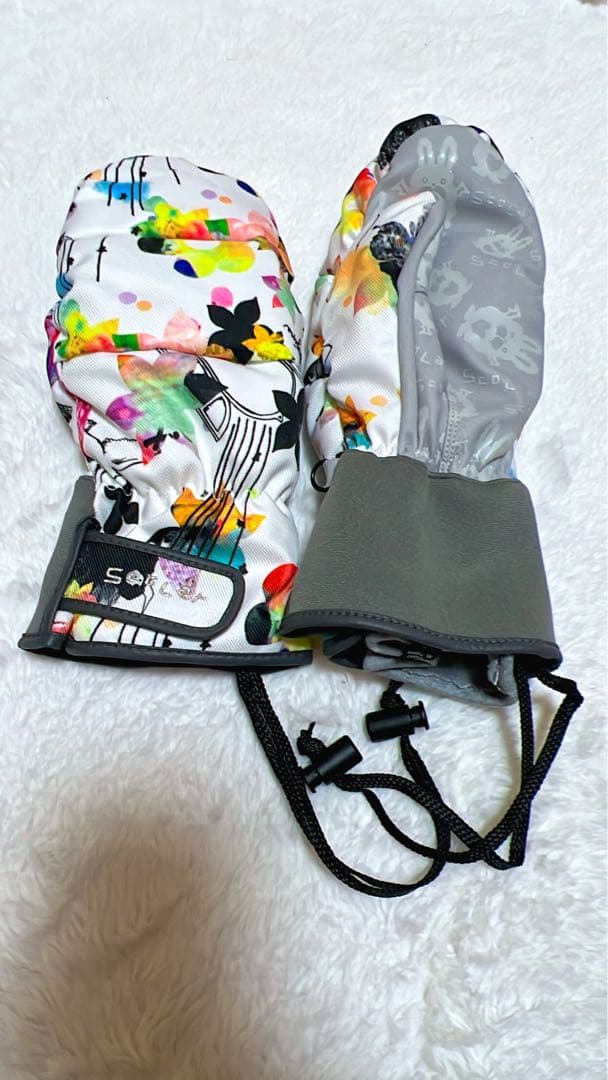 【最終値下げ 】スコラー　スノボーウェア上下セット＋ミトングローブ