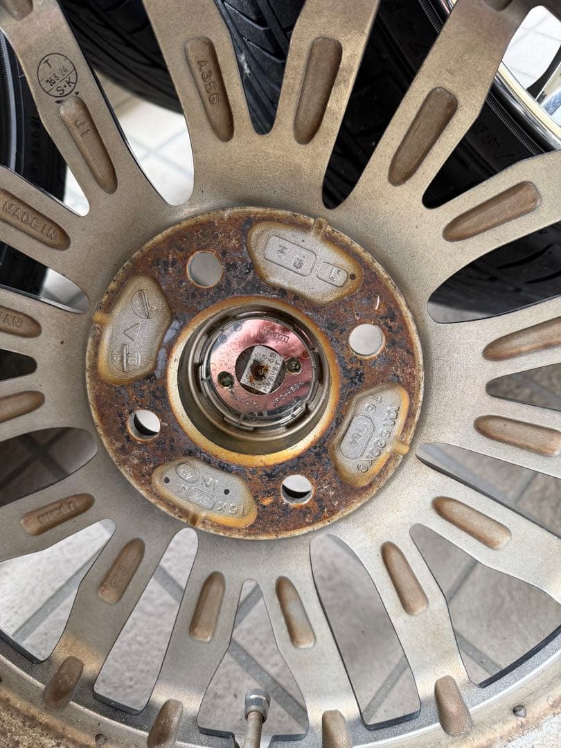 クレンチェ　Graben 16インチホイールセット