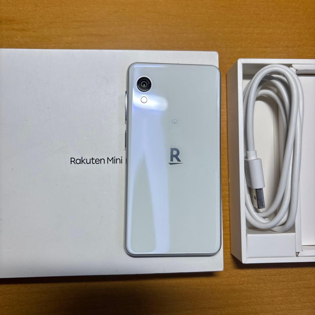 Rakuten Mini 本体 充電器・ケーブル付き　SIMフリー