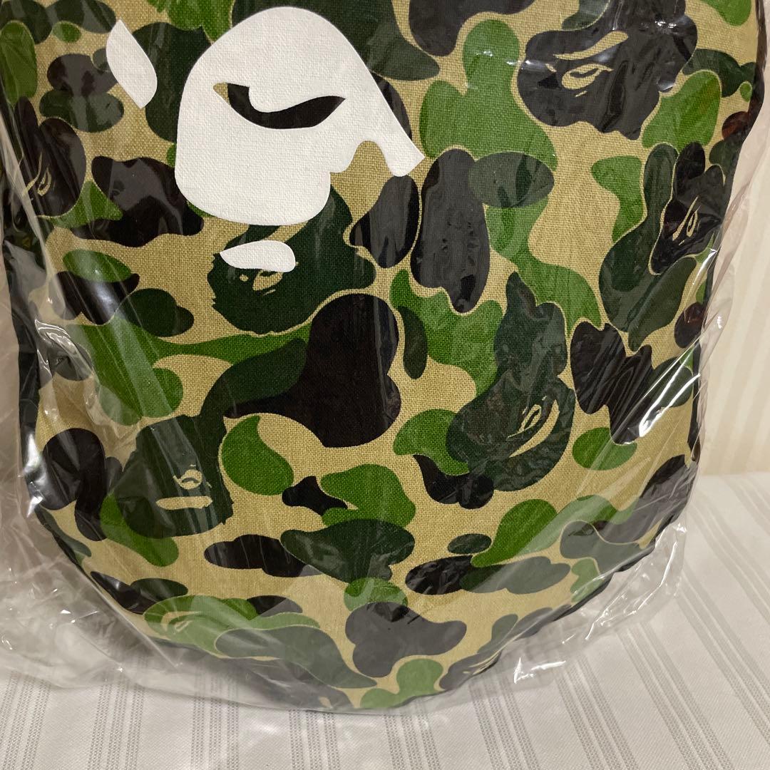極美品 アベイシングエイプ カモフラ 大猿 クッション