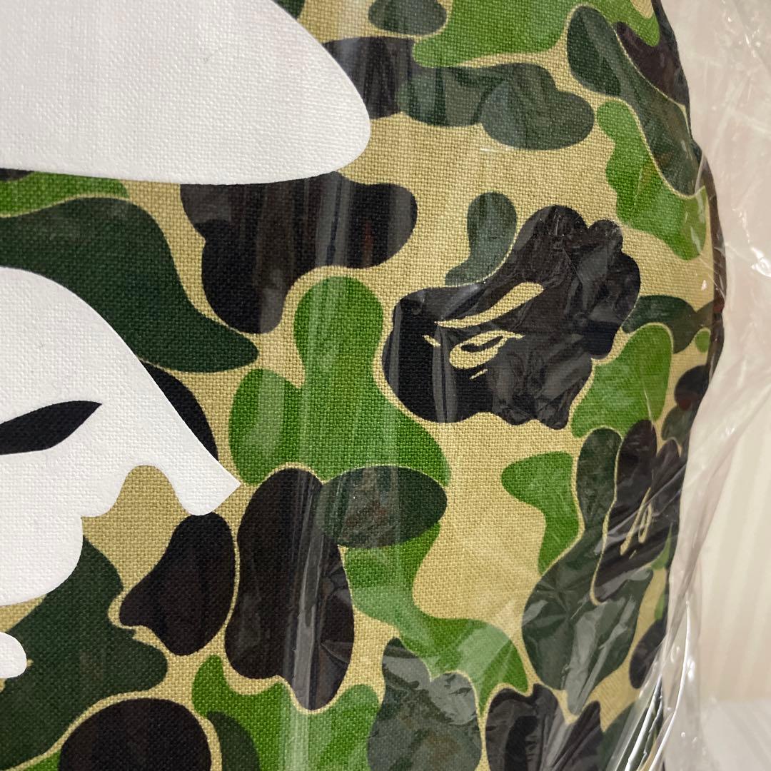 極美品 アベイシングエイプ カモフラ 大猿 クッション