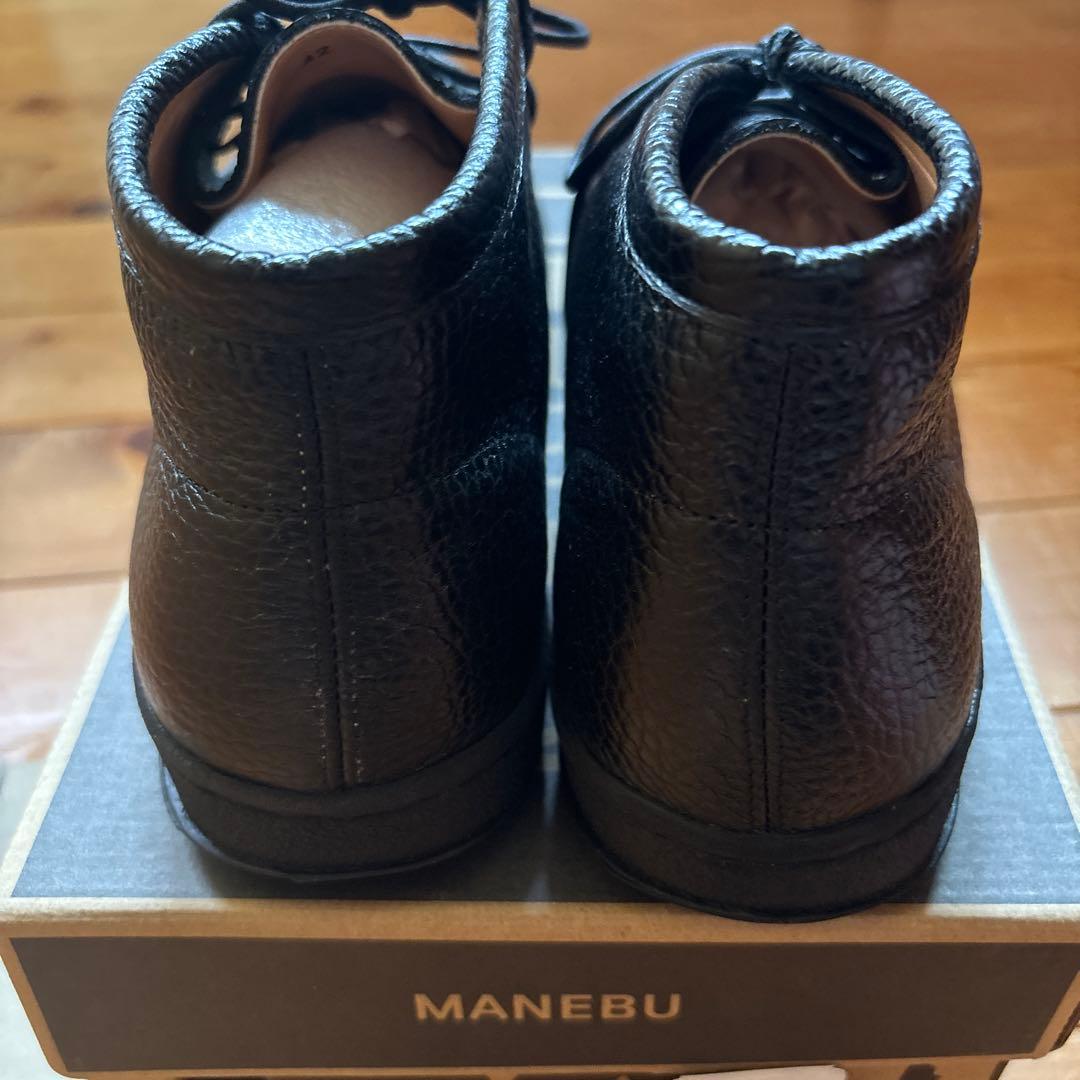 MANEBU / BOO マネブ　ブーミッド チャッカブーツ