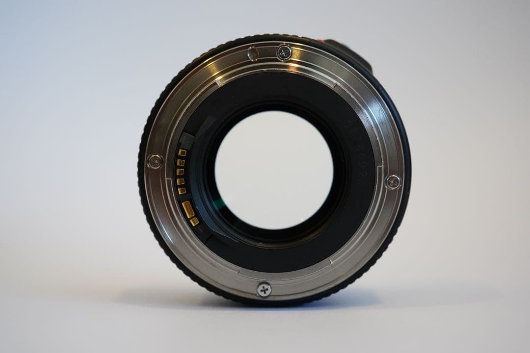 Canon EF35mm F2 IS USM 中古 訳あり