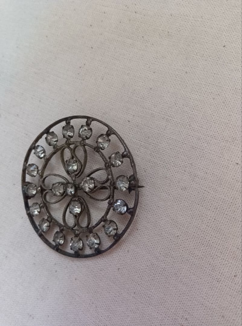 ☺*︎様 フランスアンティーク　ラインストーンのブローチ　ガラス　ストラス　ヴィ