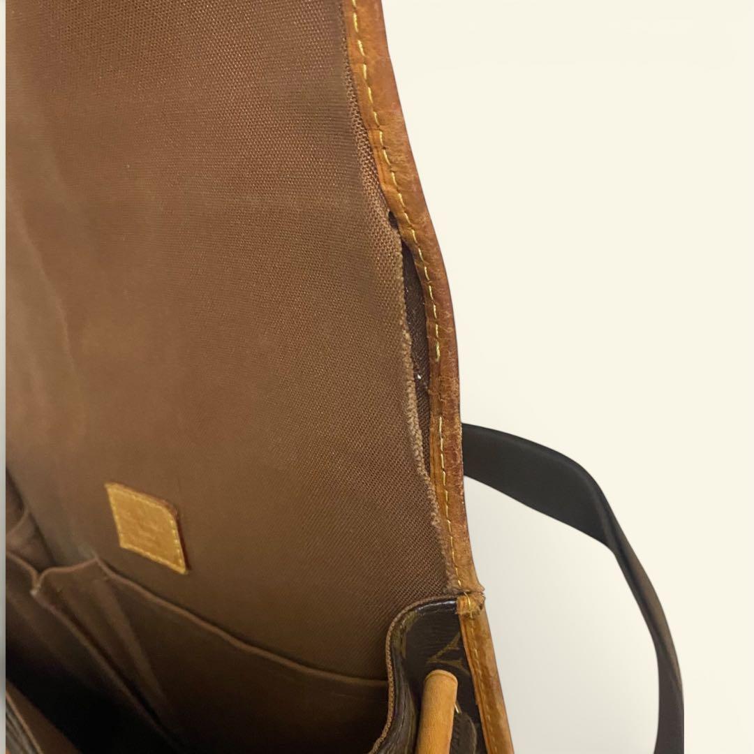 ルイヴィトン M40106 メッセンジャー ボスフォールPM ショルダーバッグ