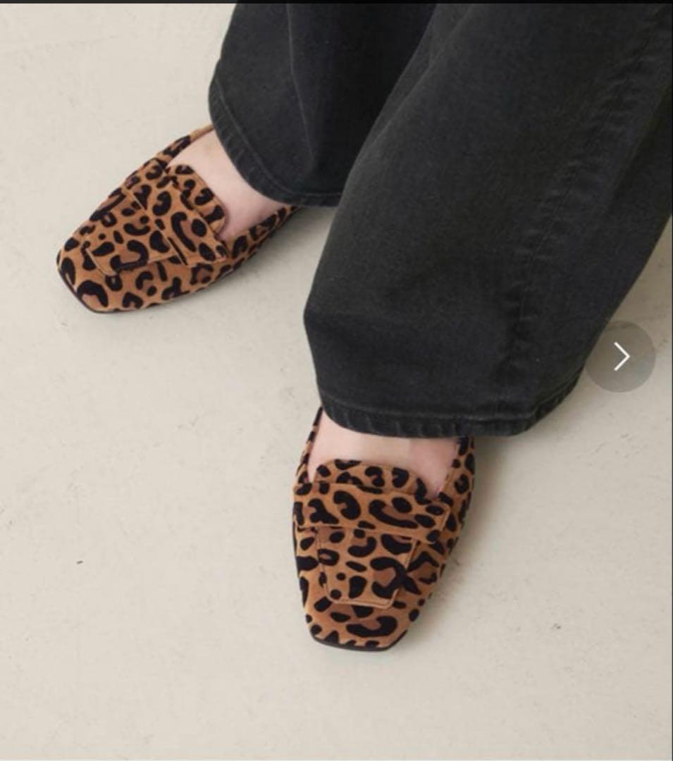 極美品　STATUS ステイタス　スクエアトウ フラットシューズ　パンプス