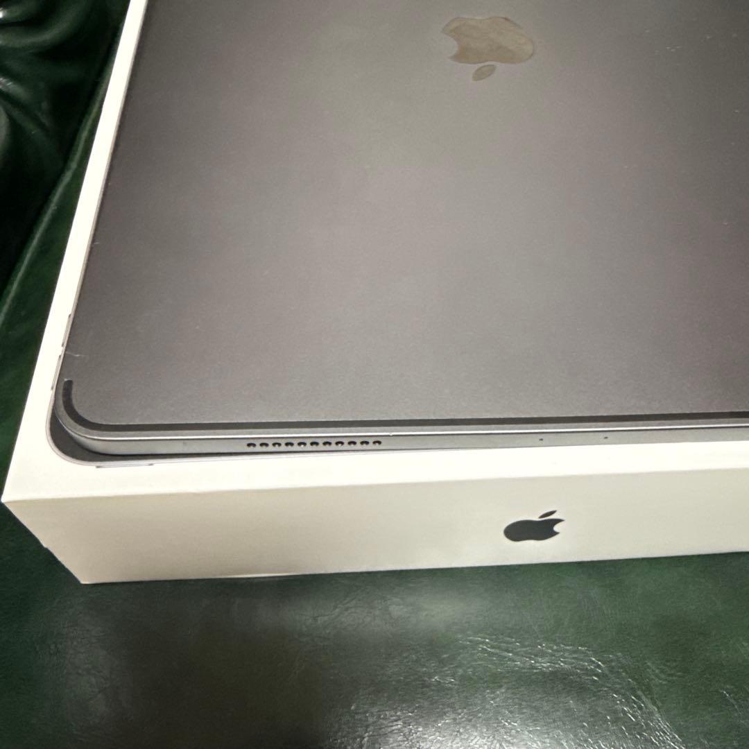 iPad Pro 12.9インチ (第5世代) 128GB スペースグレイ