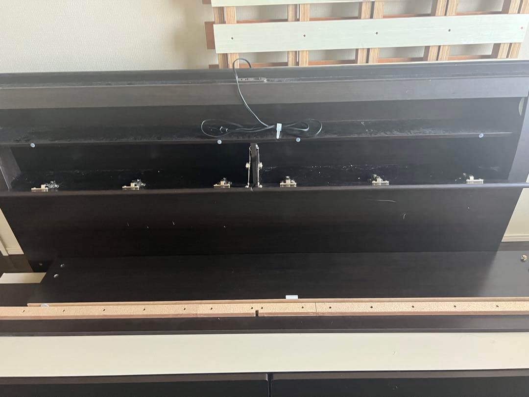 ニトリ クイーンベッド　フレームのみ 収納２つ付き