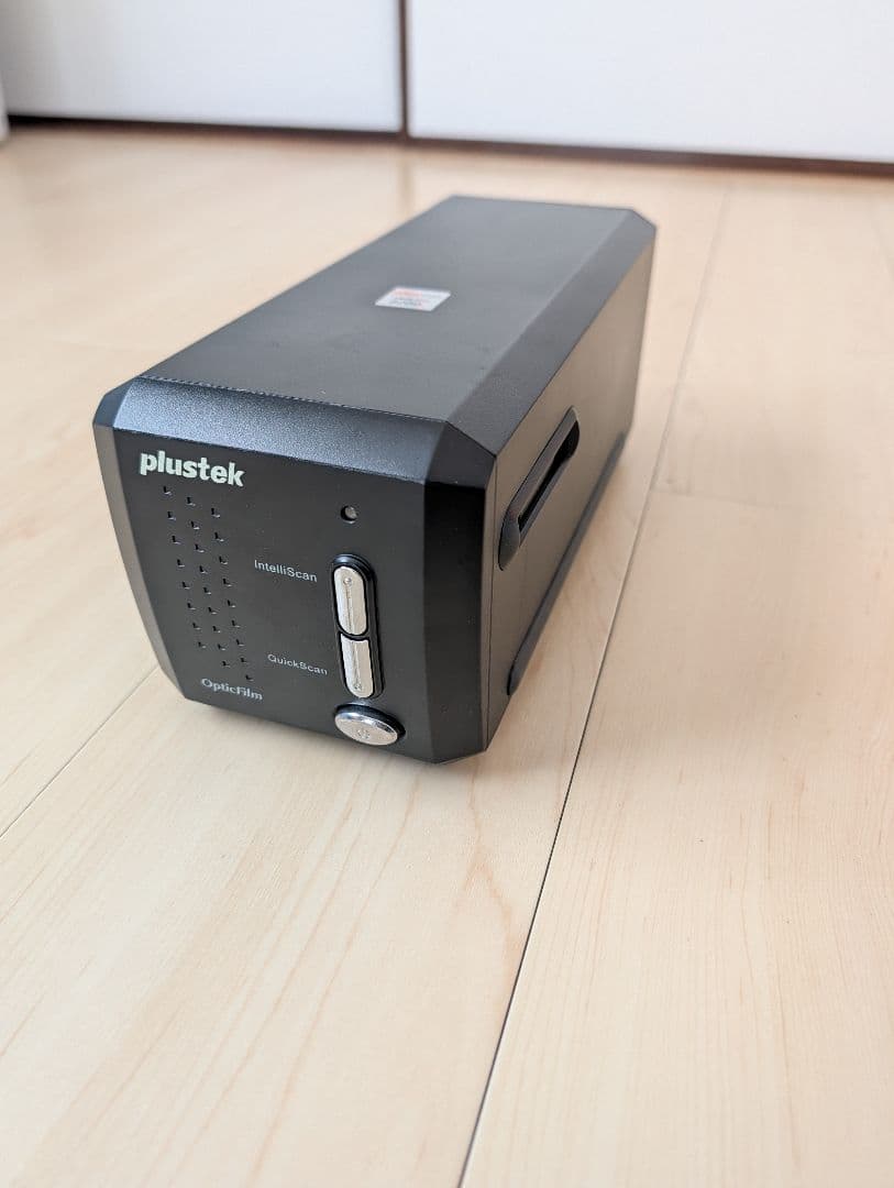 Plustek OpticFilm 8200i Ai フィルムスキャナー