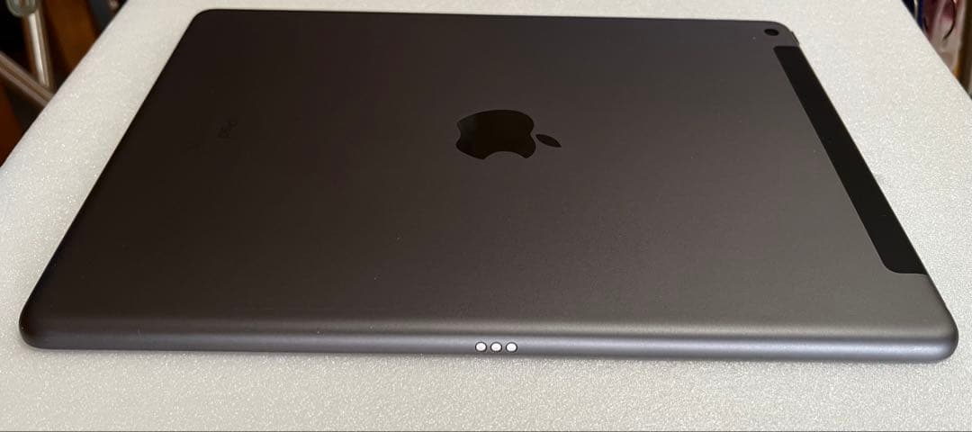 iPad 第7世代 32GB スペースグレー　美品！