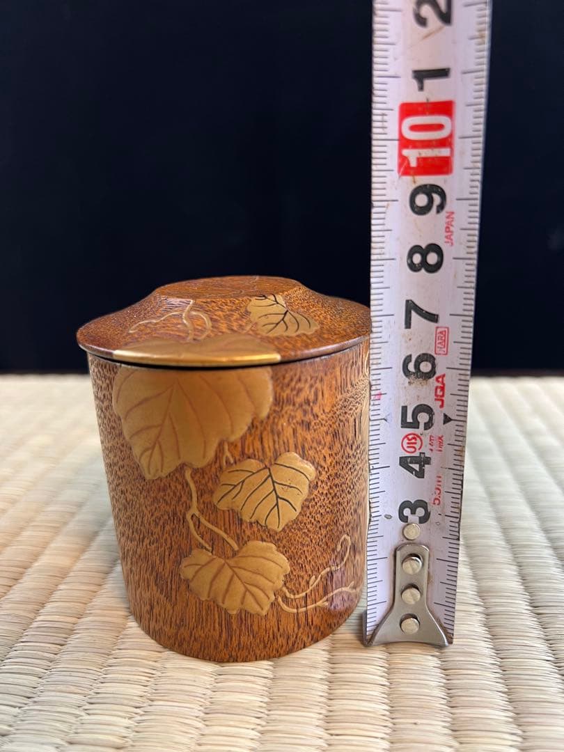 木製葉彫刻棗 箱付き 茶道具　茶入れ　骨董