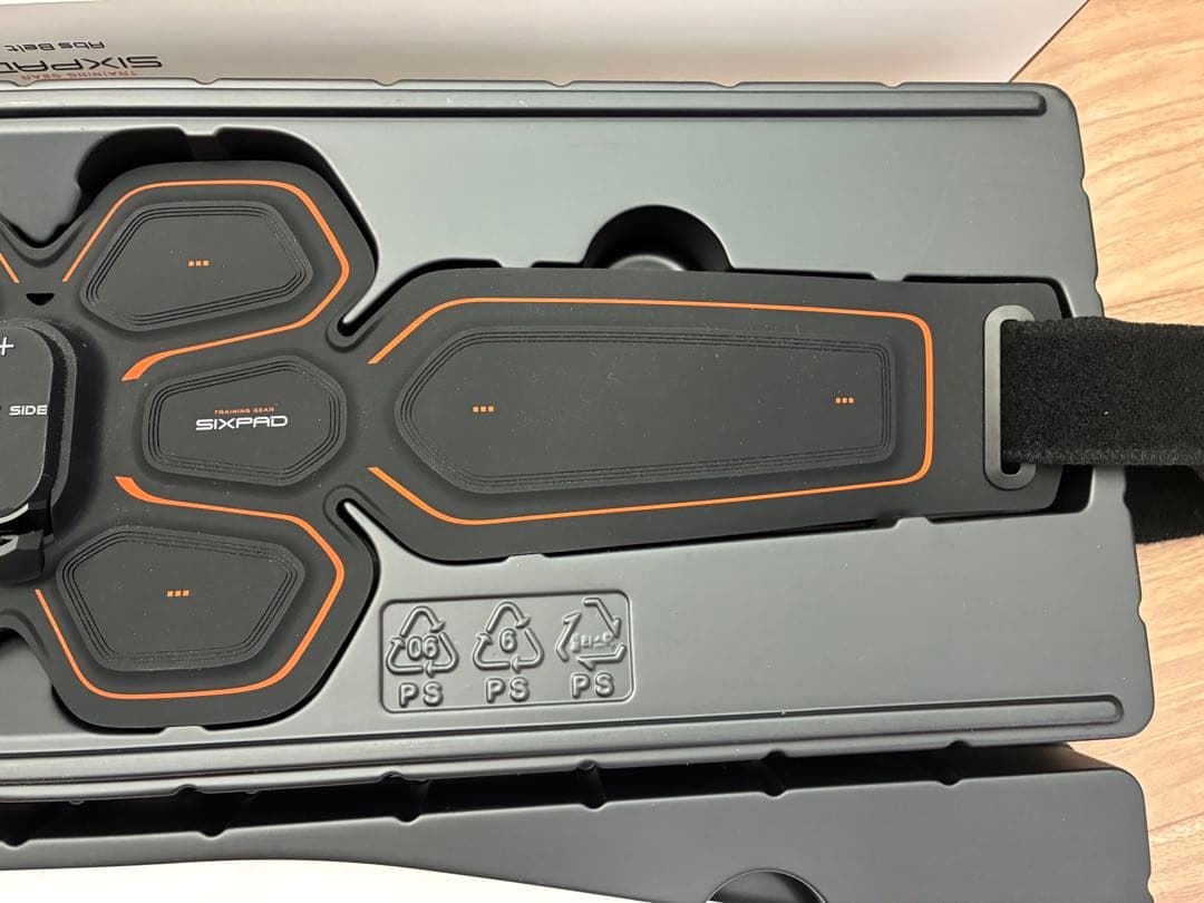 SIXPAD AbsBeltシックスパッド アブズベルト✴︎未開封パッド付き