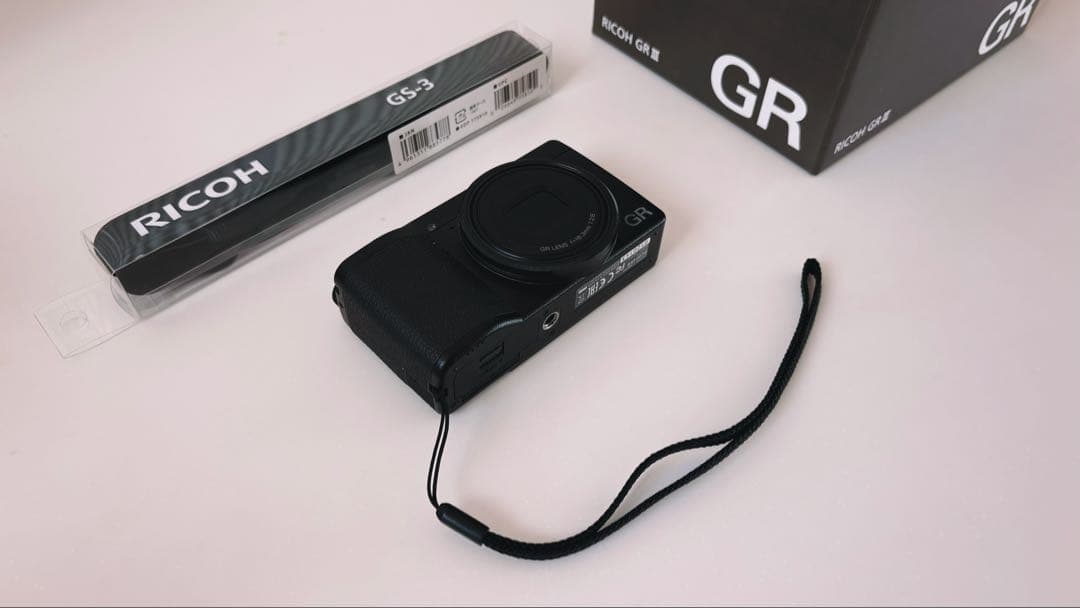 【シャッター数3116】【美品GR3】RICOH GR III ストラップ付き