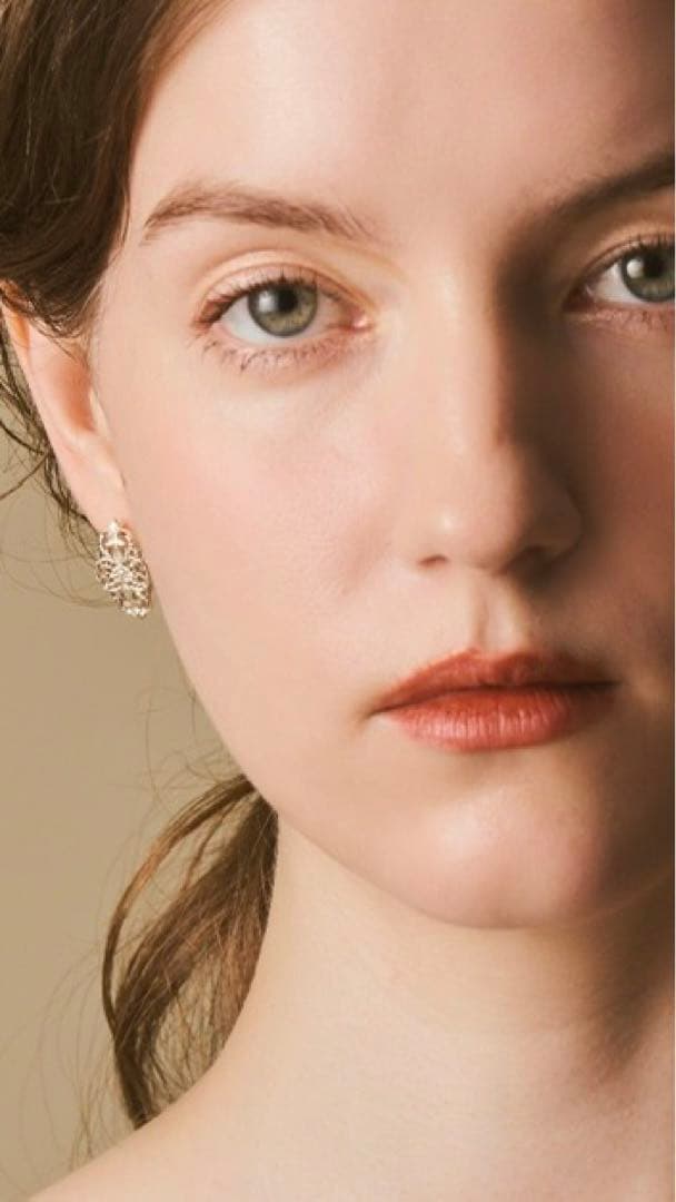 アガット　シルバー 透かし彫り ピアス(片耳用)