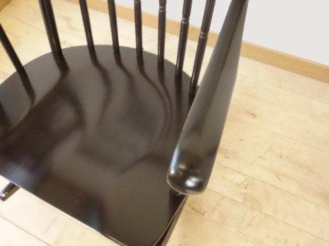 木製　ロッキングチェアー（黒色系）　再塗装済　ＵＳＥＤ