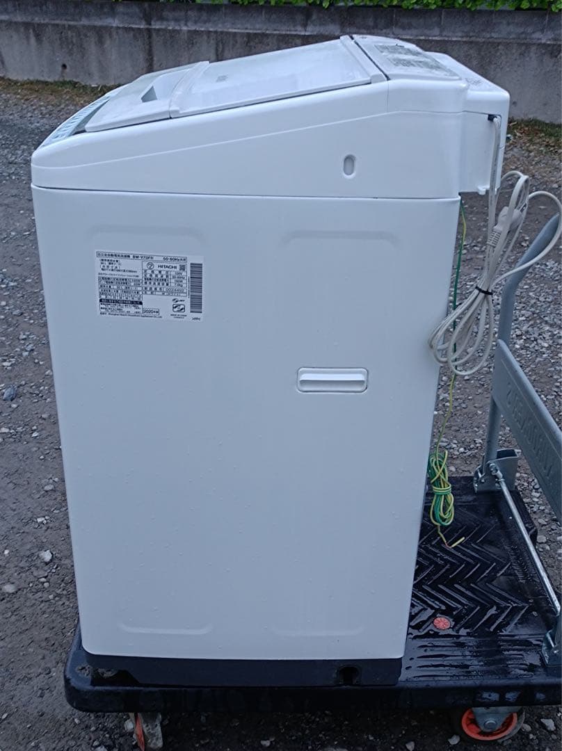 八6889【配送設置料金込み】HITACHI 2020年製 洗濯機　7kg