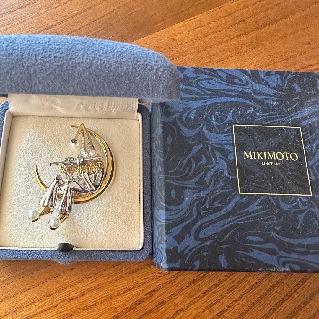 MIKIMOTO フルートを奏でるピエロブローチ