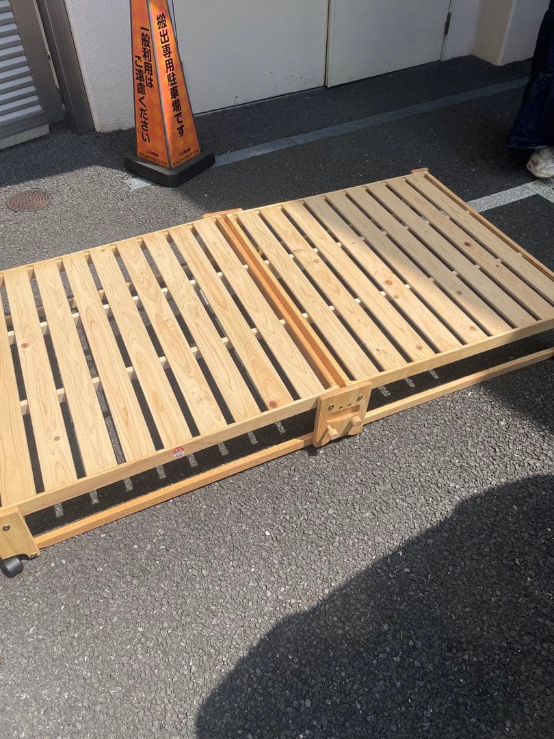 【引取限定】中居木工　折りたたみ式スノコベッド　シングル　ヒノキ　葛飾区