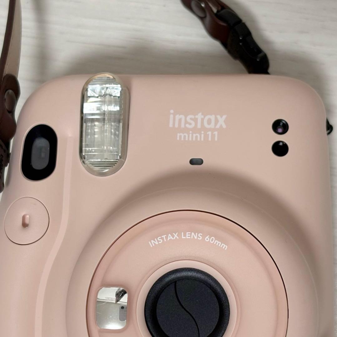 美品 FUJIFILM instax mini11 チェキ ピンク　動作確認済み