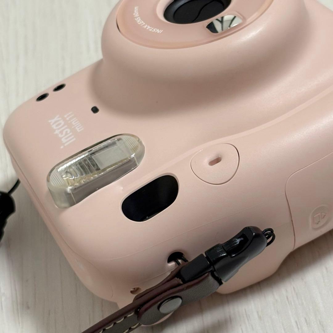 美品 FUJIFILM instax mini11 チェキ ピンク　動作確認済み