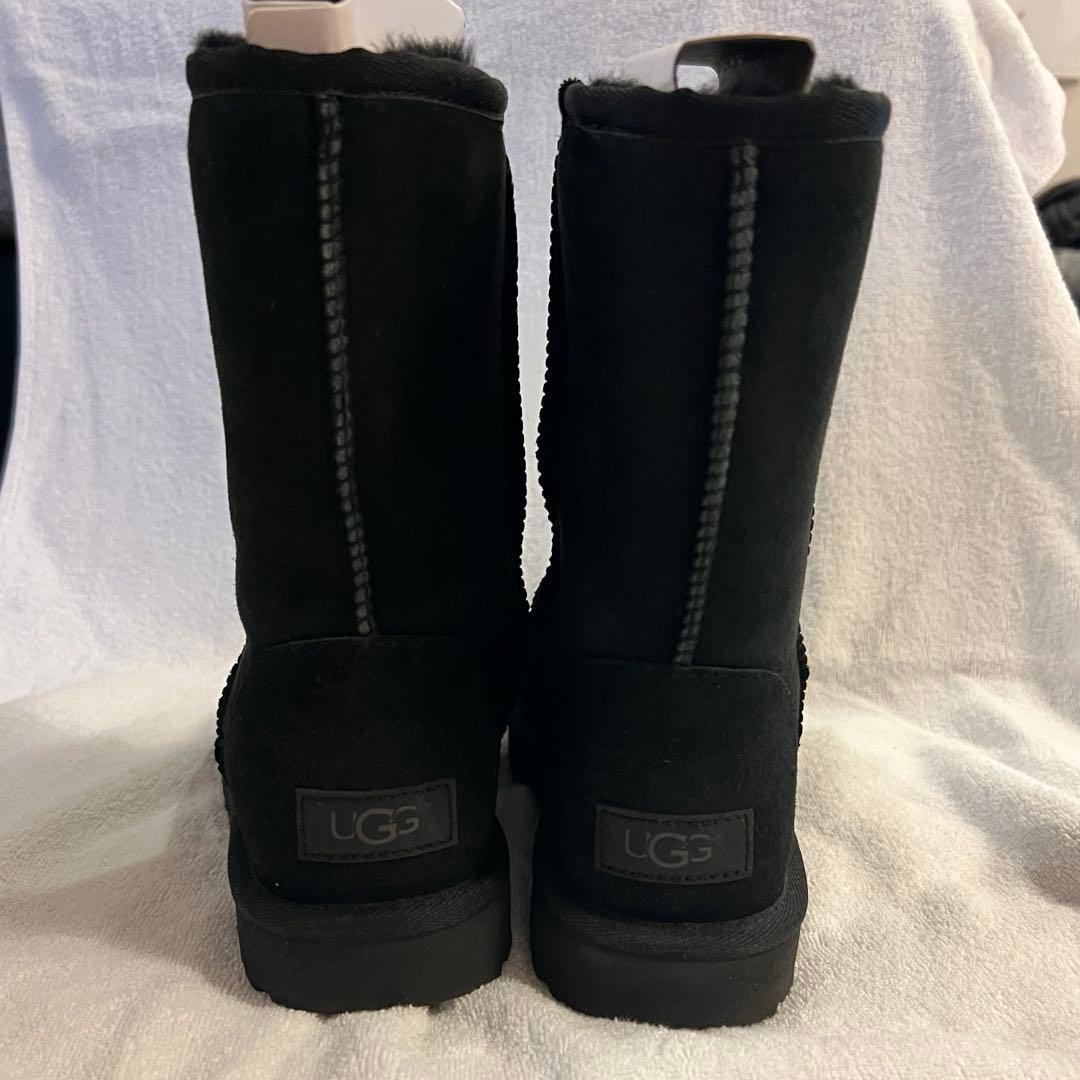 ブラックムートンブーツ