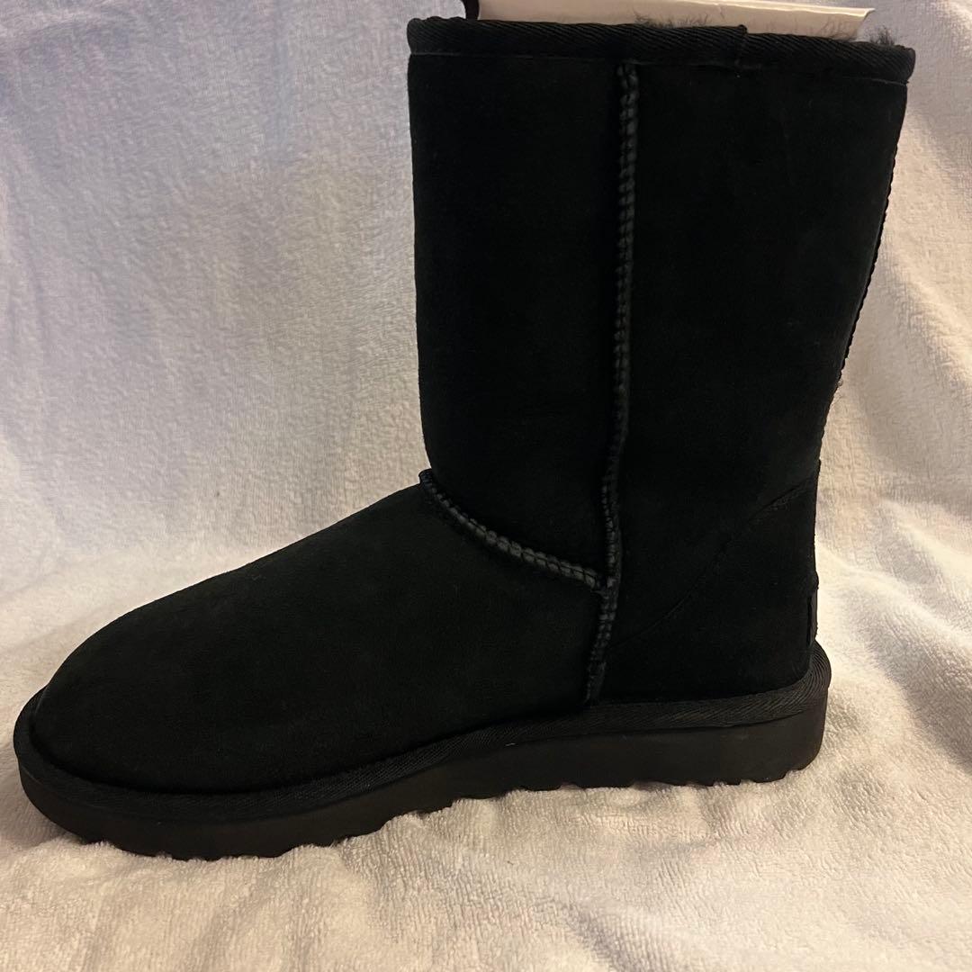 ブラックムートンブーツ