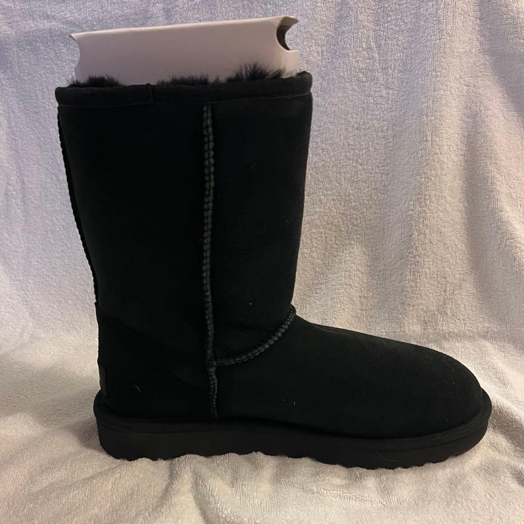 ブラックムートンブーツ