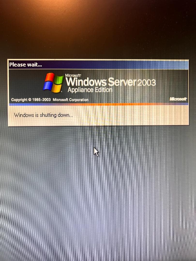 HP ProLiant ML110 Storage Server 作動確認済