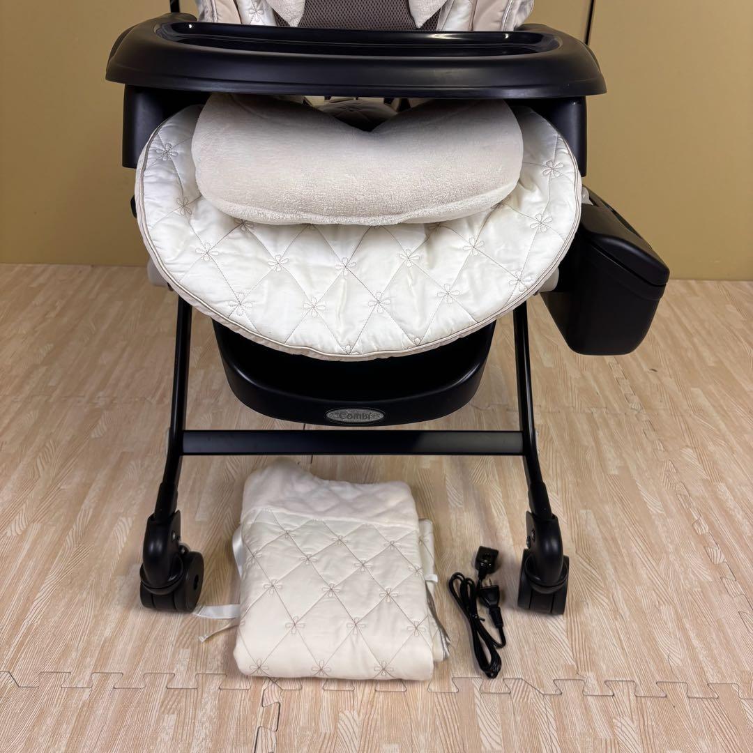 クリーニング済☆美品☆　コンビ　電動式　フェアレット　オートスイング　ラグジュア