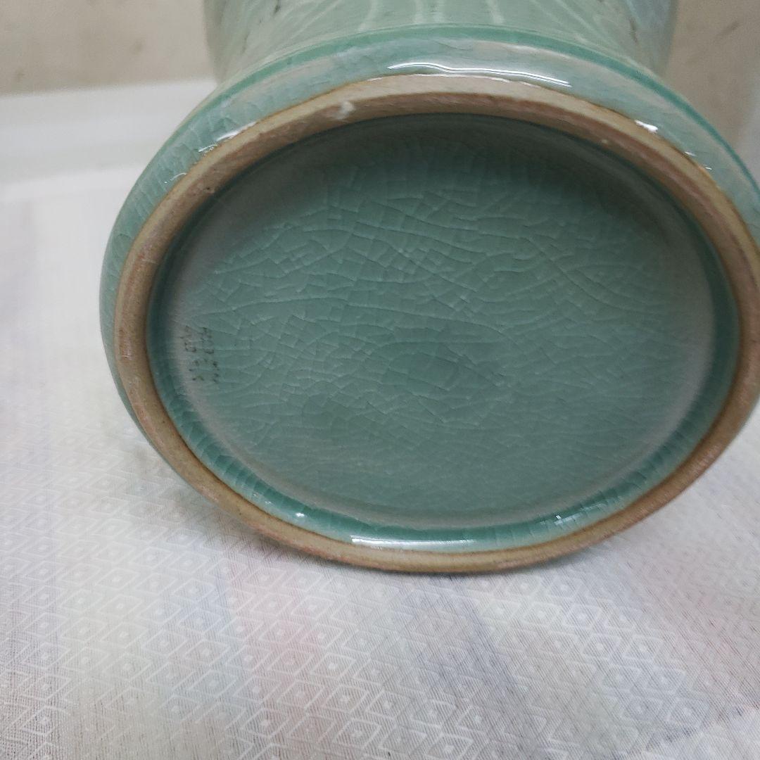 Ｂフライデー蔵出し特価　緑色陶器　花瓶作家物26cm直径15cm重さ約1,4kg