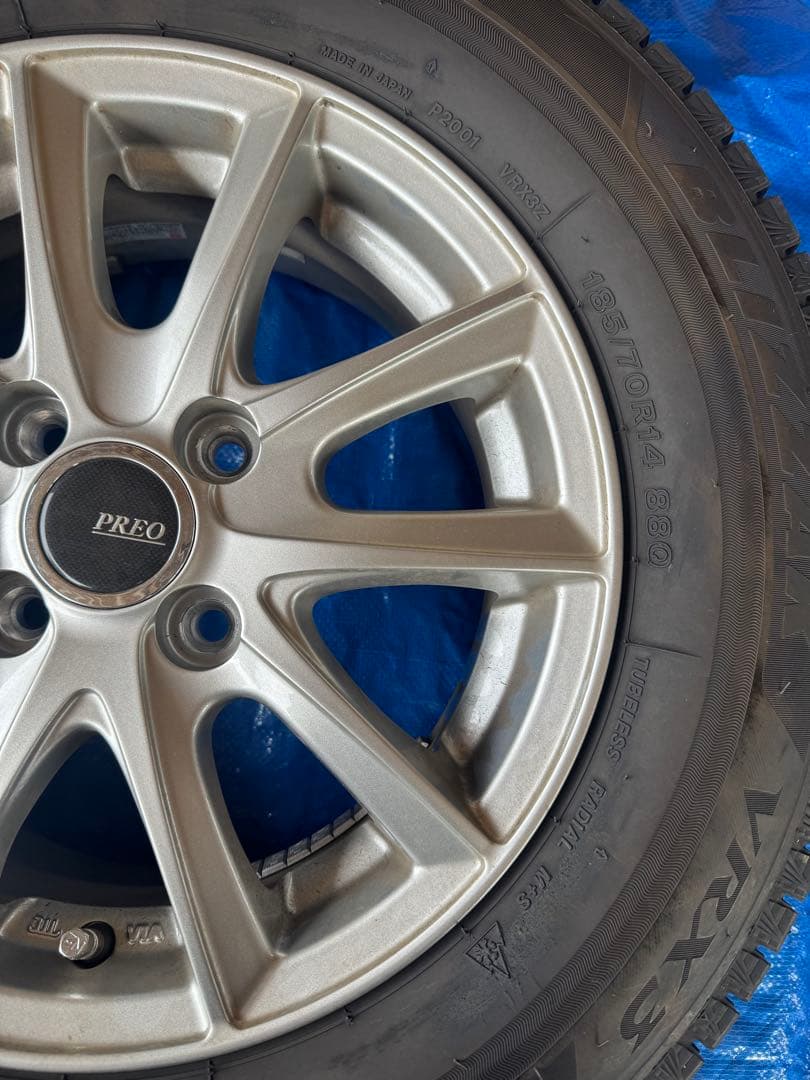 ブリヂストン185/70R14 88Q スタッドレス4本プレオ ホイール