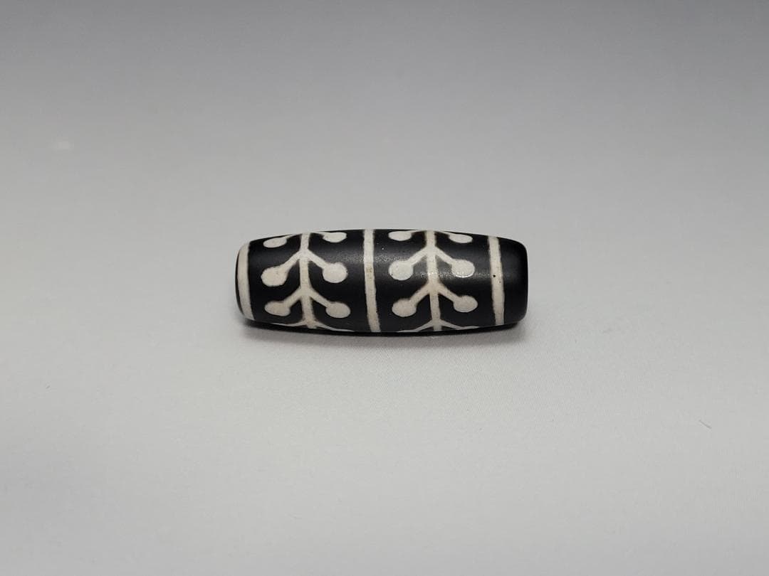 古代 黒瑪瑙 ビーズ 玉 装身具 時代物 高さ約2.9cm