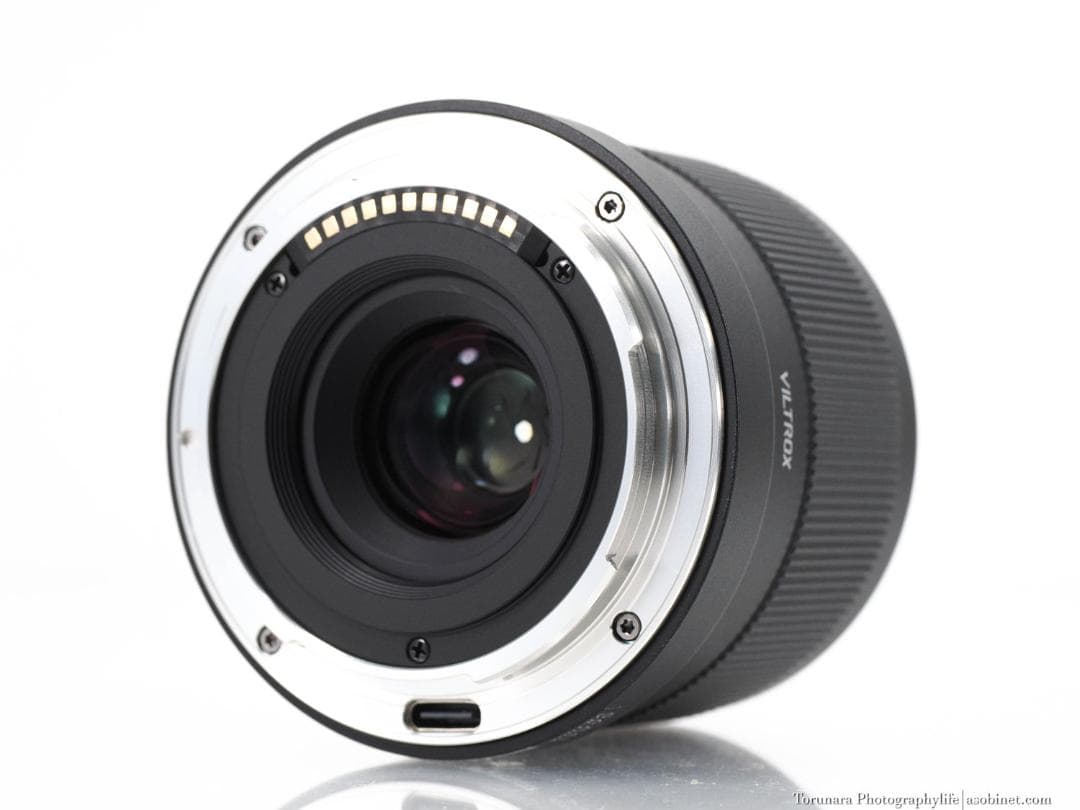 VILTROX AF 20mm F2.8 Eマウント