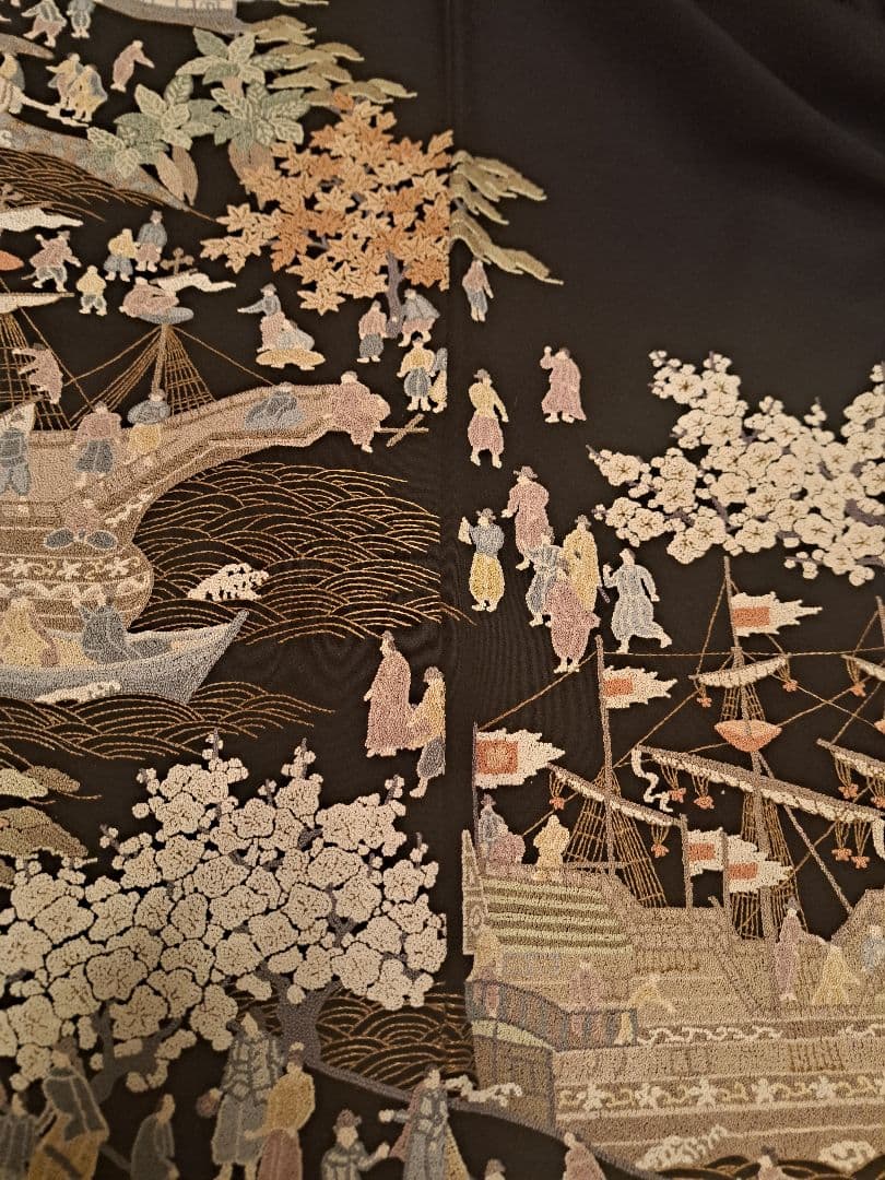 美品❇️豪華総刺繍黒留袖　比翼仕立て　 やまと誂製袋帯　フルセット