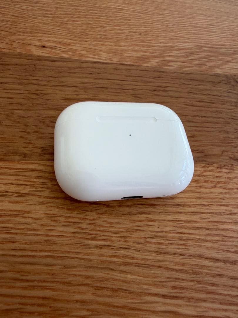 【美品】Apple AirPods Pro 2 (後継TYPE-C) 箱有り