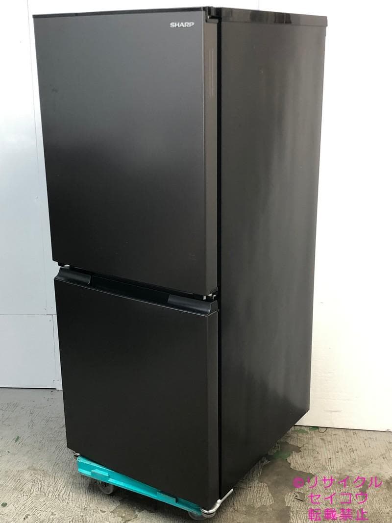 【中古】シャープ冷蔵庫 152L 2022年式2509231653