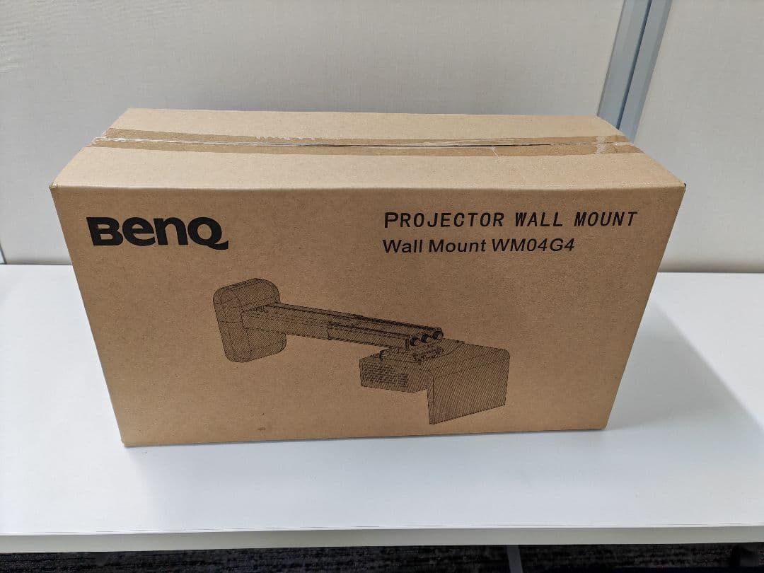 BenQ WXGA対応 超短焦点プロジェクター MW853UST+