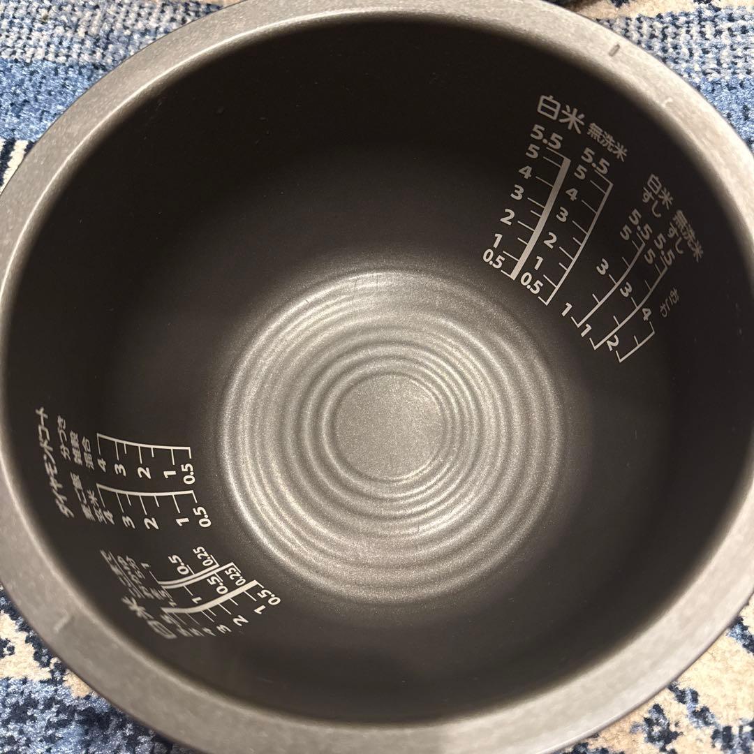 TOSHIBA(東芝) 炊飯器 炎匠炊き 5.5 RC-10VSR 真空IH