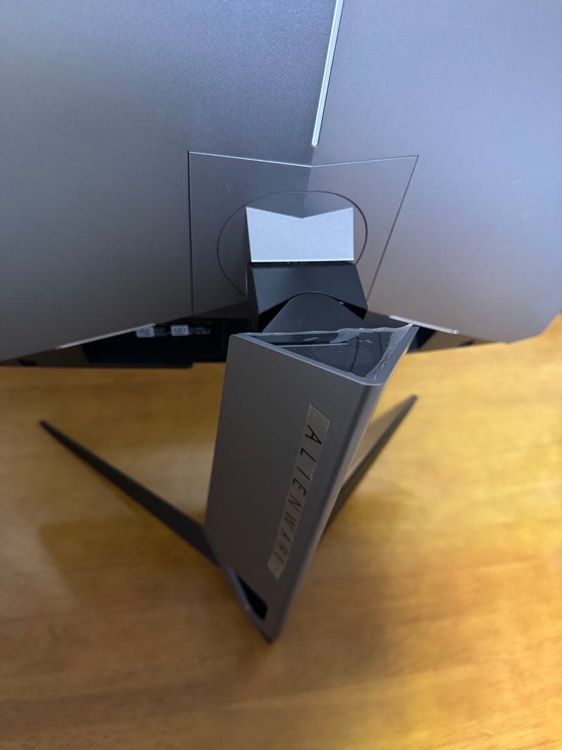 DELL AILENWARE 240hzゲーミングモニターAW2518H