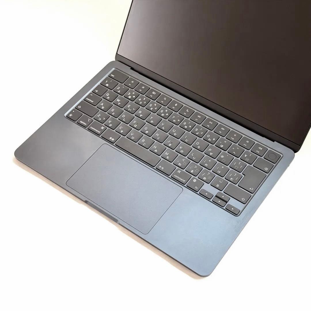 MacBook Air M2 13インチ バッテリー最大容量100%　【極美品】