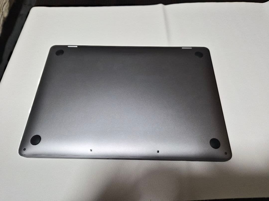 【超美品】Apple MacBook Pro本体 スペースグレーA1708