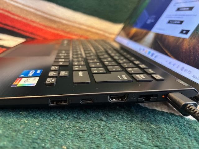☑4K液晶☑11th☑人感センサー☑美品　VAIO　VJPK21　①