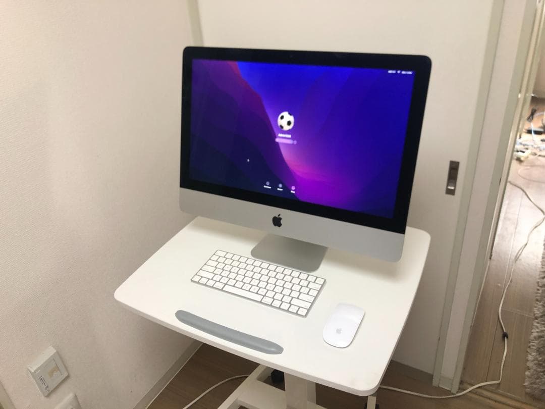 iMac + wireless keyboard & mouse ¥26,500