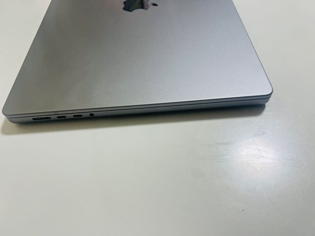 Macbook M1 Pro 2021 16インチ 16GB/512GB