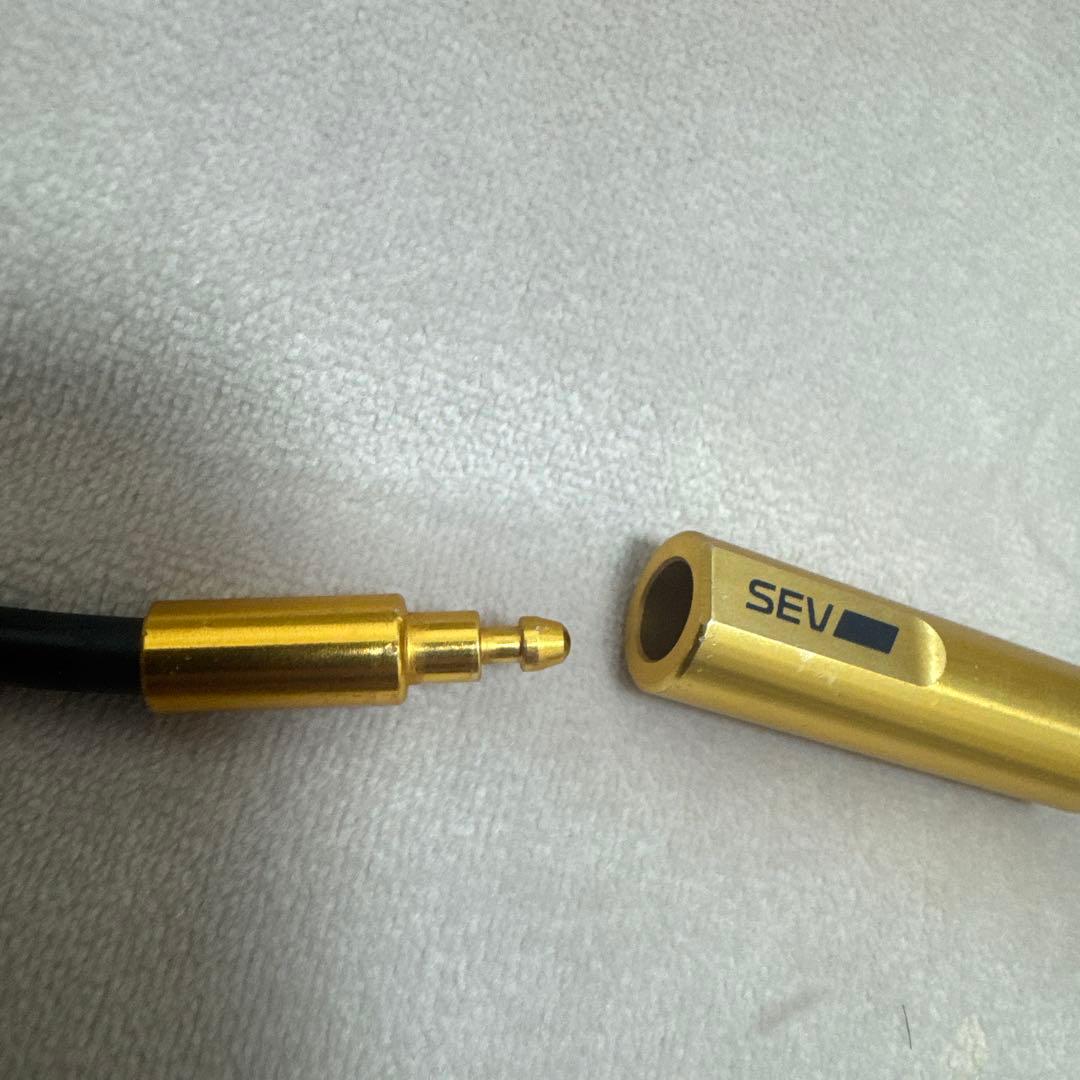 SEV ネックレス ブラック・ゴールド