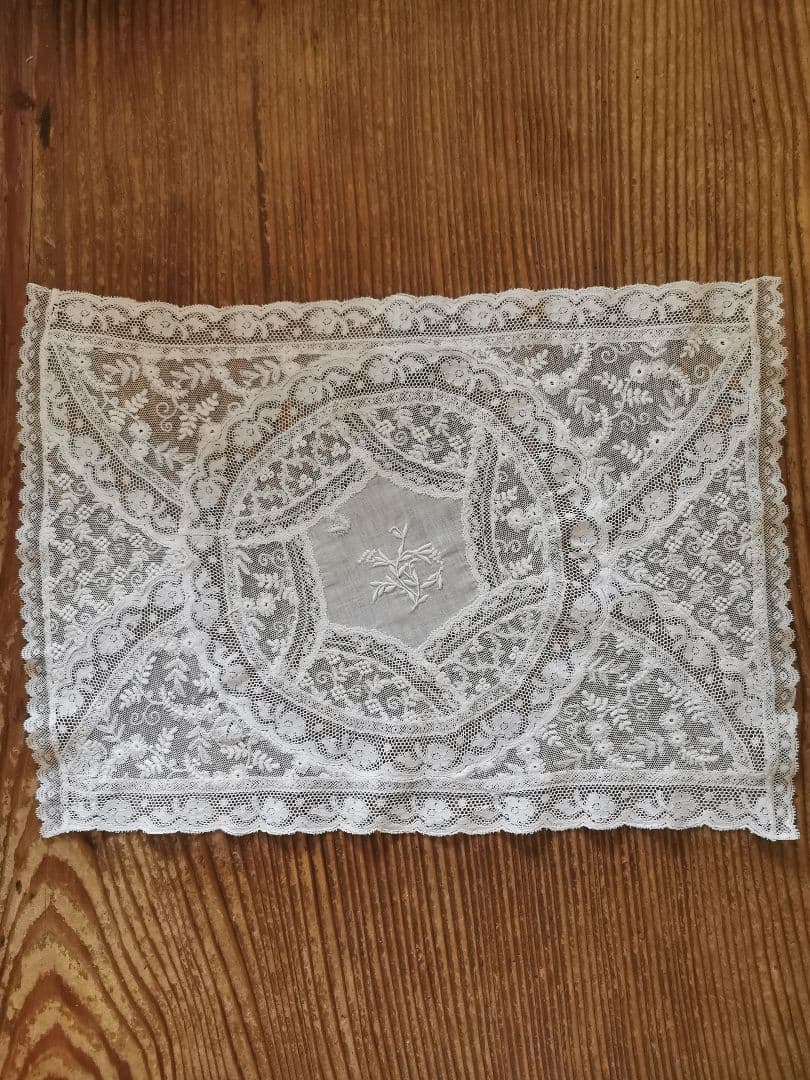 アンティークフランス ノルマンディーレース アップリケ タンバーチュールランナー