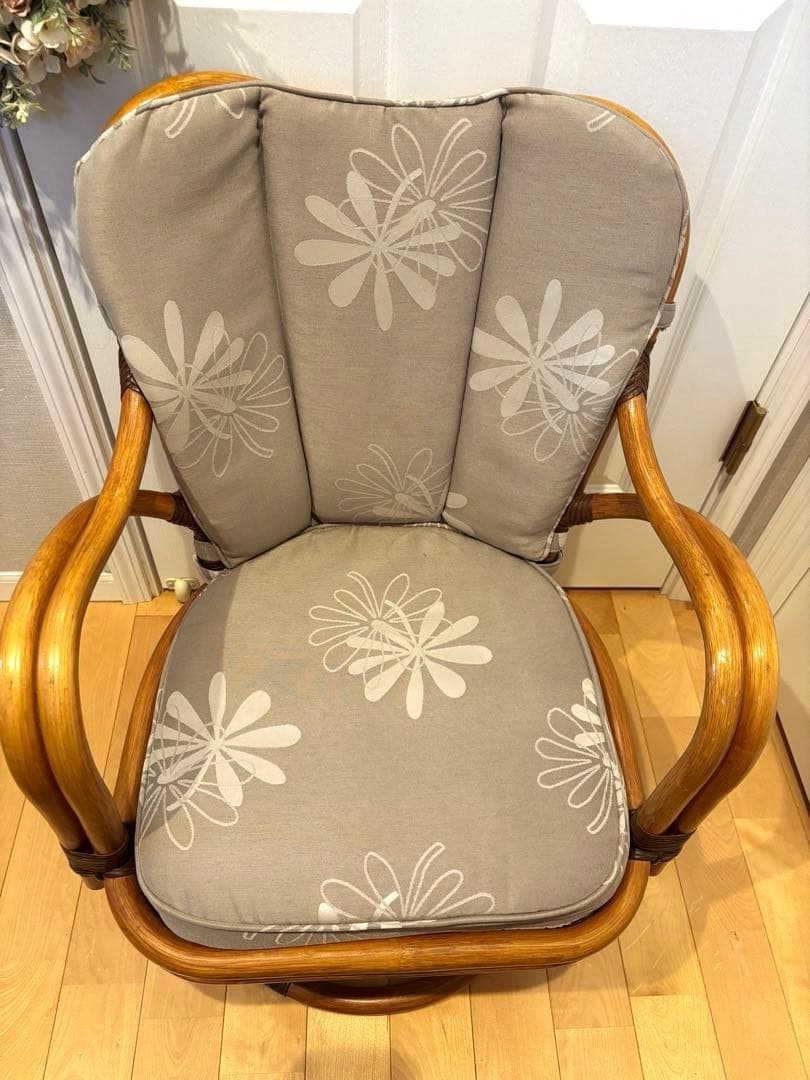 籐　ラタン　椅子　チェア　回転　アンティーク　レトロ