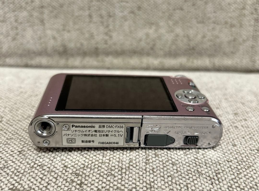 【美品】 Panasonic LUMIX DMC-FX66 デジタルカメラ