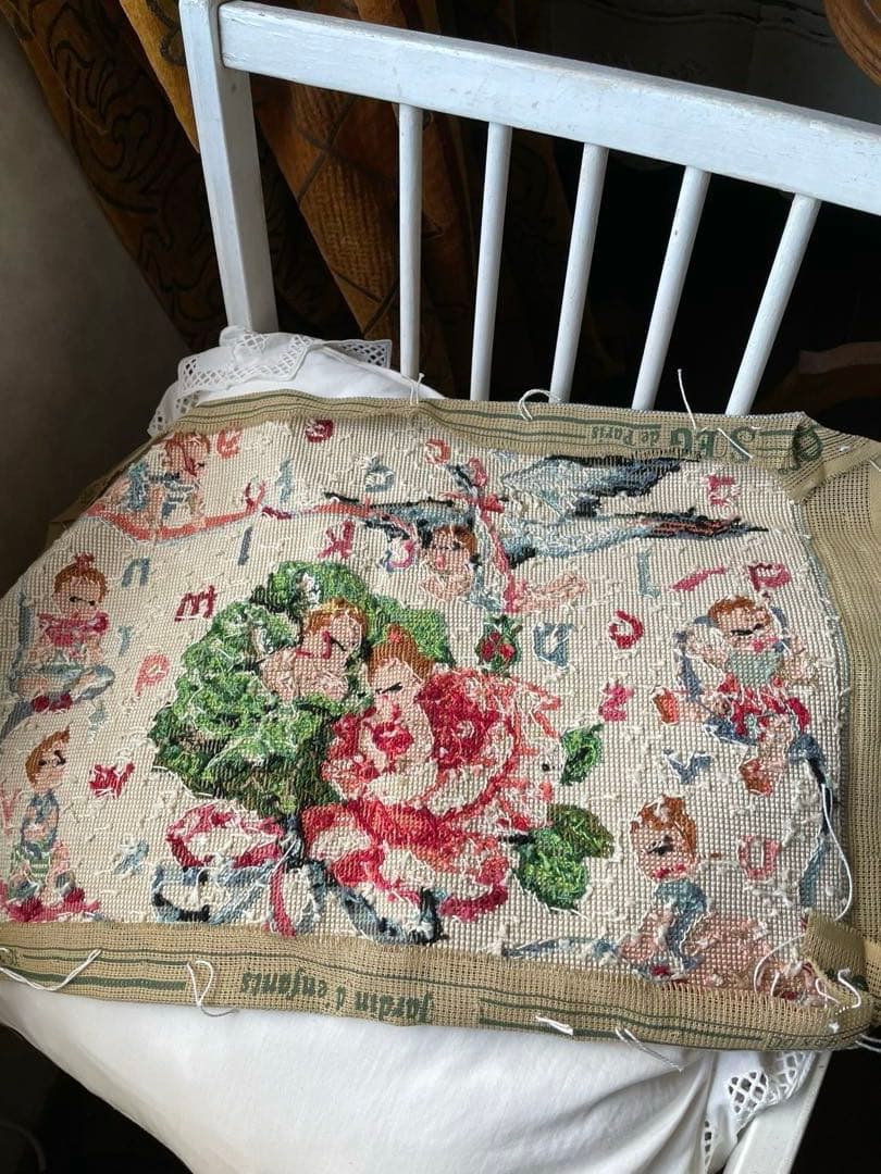 アメリアンティーク　サンプラー　アルファベット　刺繍　プチポアン　レア